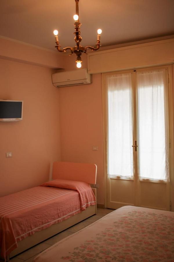 La Casa Di Catia Hotel Florence Exterior photo